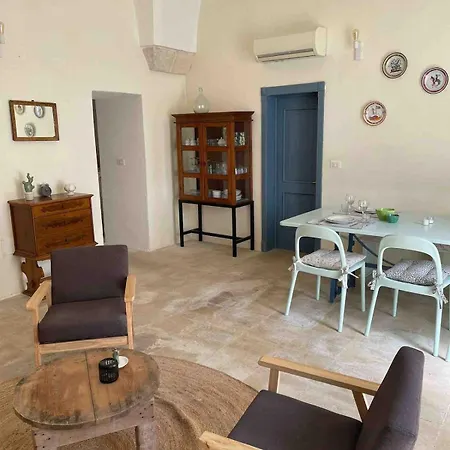 Casa Ottantadue * Spongano