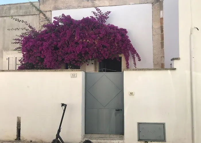 Casa Ottantadue * Spongano